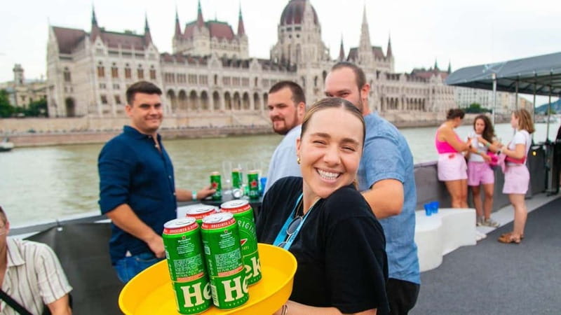 Budapest: Sip & Sail Danube Cruise with Unlimited Beer - Why a sunset boat ride fits Budapest so well