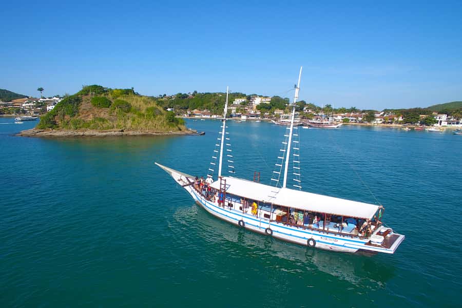 Búzios 2.5-Hour Schooner Boat Experience - The northern beaches: Bone, Azeda, and Azedinha