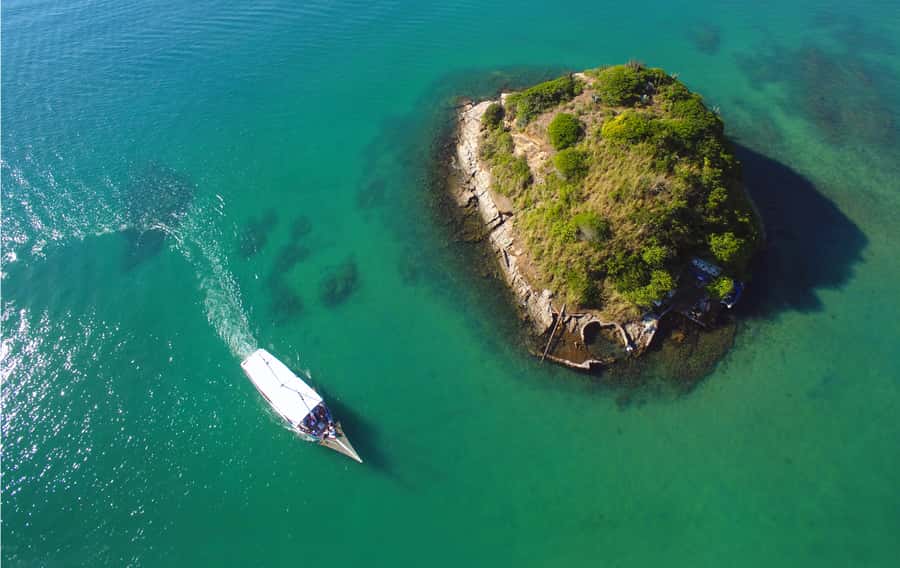 Búzios 2.5-Hour Schooner Boat Experience - Turtle Beach and Little Turtle Beach