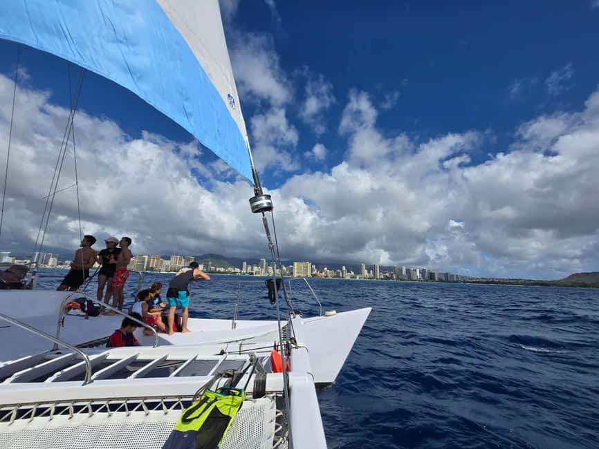 BYOB Weekend Sightseeing Sail towards Diamond Head - Key points to know before booking