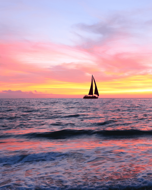 Cabo de Gata Natural Park: Sunset Sailing Tour with Cava - Should you book the Carboneras sunset sail?
