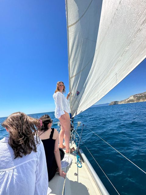 Cagliari: Sailing tour to Devil's Saddle aboard Merak - Sella del Diavolo and the Swimming Stop