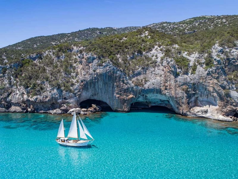 Cala Gonone: Gulf of Orosei Tour with a Vintage Sailing boat - Cala Goloritzè and the famous natural arch