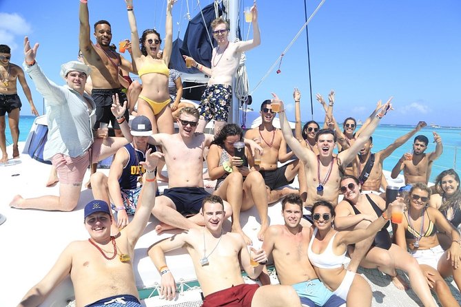 Cancun Sailing Catamaran Islas Mujeres With Luxury Beach Club - Practical Tips for a Smoother Day