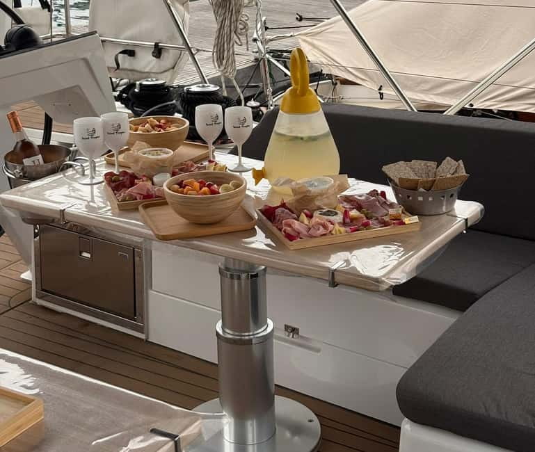 Cannes: Private Sailing Boat Tour to the Lérins Islands - Five things to know before you book