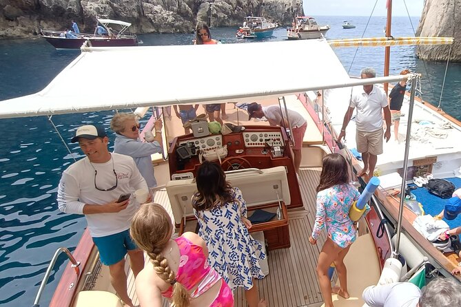 Capri Samba Boat Tour, Sail in Style by Boat. - Green Grotto: The Best Place for a Swim