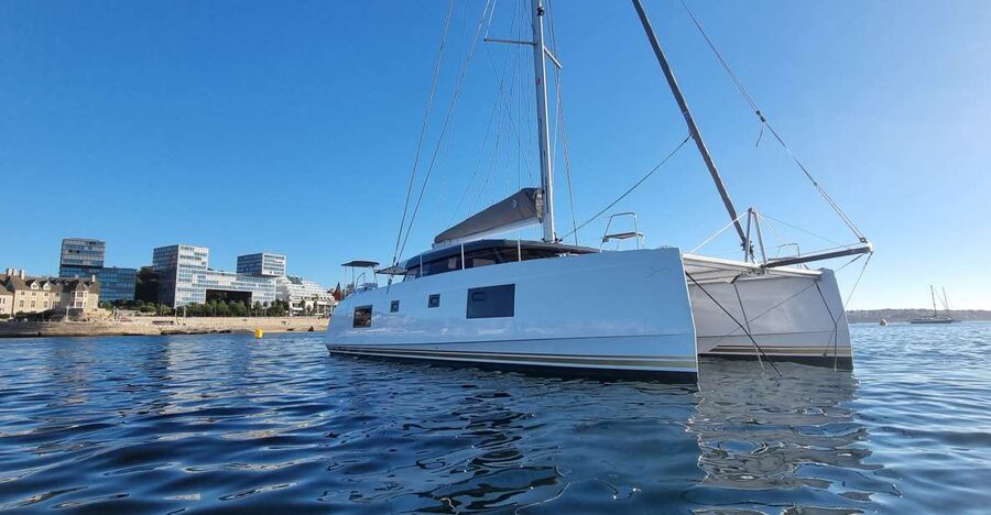 Cascais:Luxury Private Sailing Catamaran Cruise with a Drink - Cascais Bay and the first coastal views