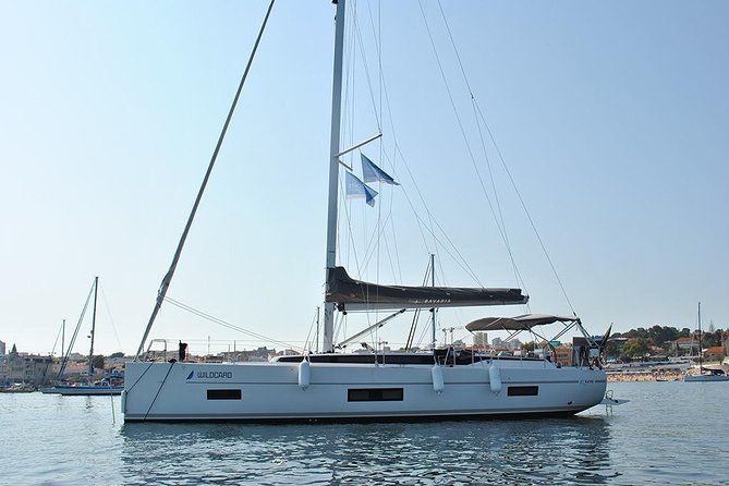Cascais Private Sailing Cruise with a drink - Half day/full day - Starting at Marina de Cascais