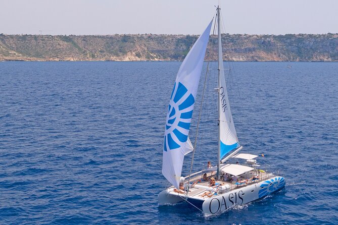 Catamaran sailing at sunset with tapas Palma de Mallorca - Practical details that affect your evening