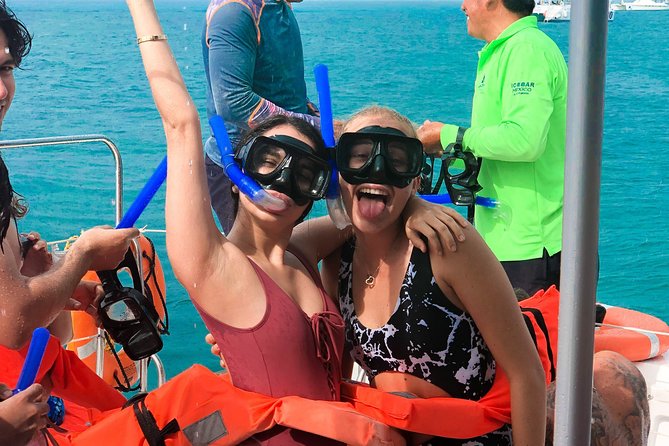 Catamaran Sailing to Isla Mujeres with Snorkeling, Lunch & Open Bar included - Drinks, entertainment, and the question of value