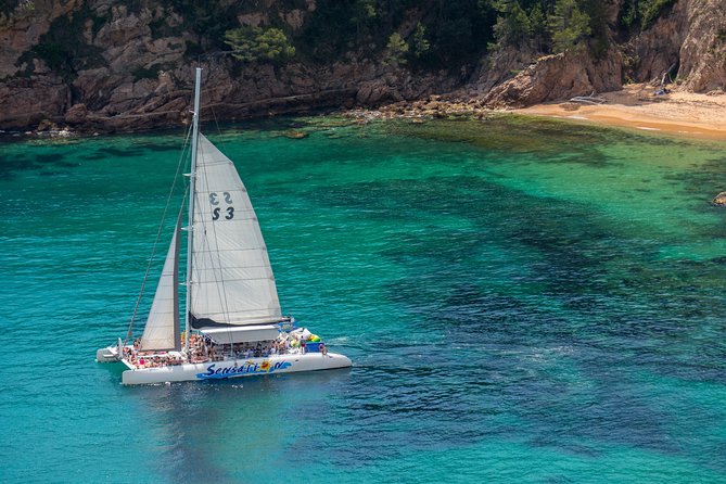 Catamaran trip with other groups along the Costa Brava. Saturday. - Five drinks, water, and the onboard bar