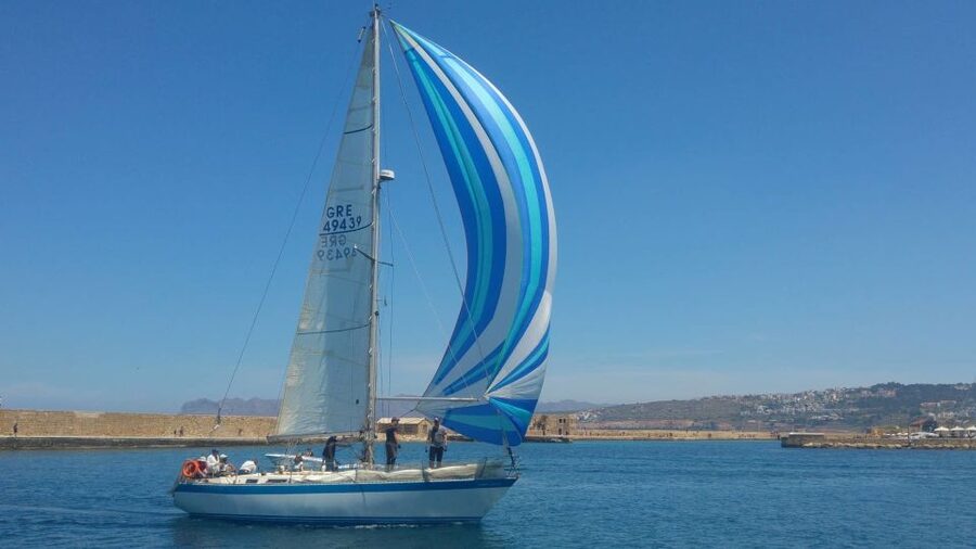 Chania: Private Morning or Sunset Sailing Cruise - Swimming in Crete’s turquoise water