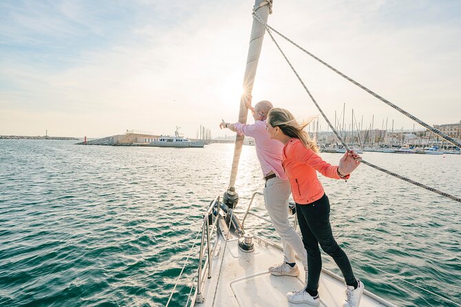 Charms of Lisbon: Alfama Tapas Tour & Sunset Sailing with Wine - Timing, group size, and practical planning