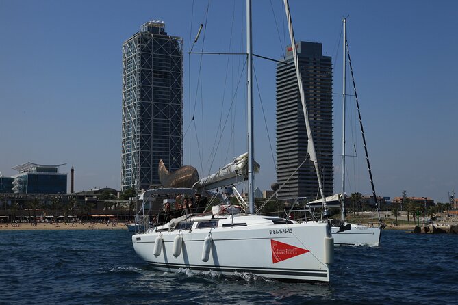 Chill Out Sailing from Barcelona - Private Tour - What the three hours feel like