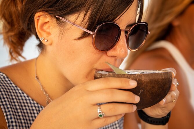 Cocktails Workshop & Sailing Cruise from Barcelona - Beginning at the check-in point