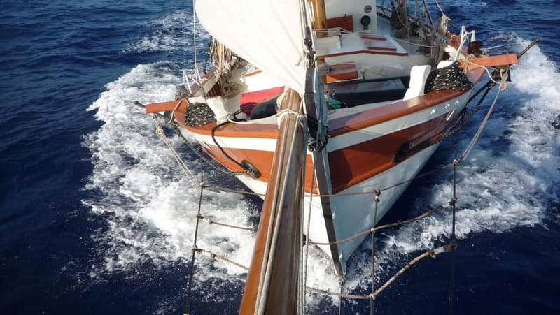 Corfu: Sunset Cruise on a Traditional Wooden Sailing Yacht - Finding the Odysseia at Benitses Marina