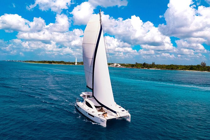 Cozumel Luxury Sailing & Snorkeling with Lunch and Open Bar Onboard - Key points before you book