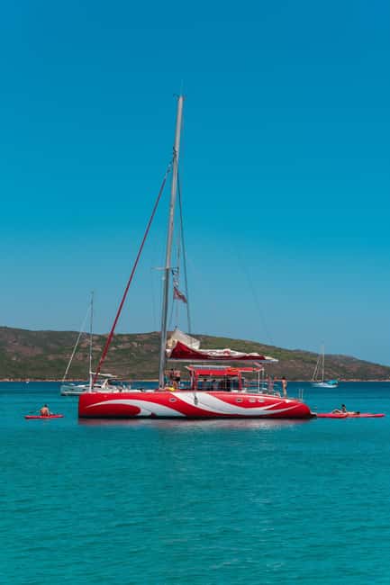 Cruising on a sailing maxi-catamaran - What to bring for a comfortable day
