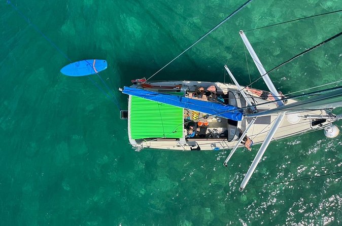 Day Lagoon 100% Sailing stops Snorkelling Paddle - Food, Drinks, and the Important Lunch Question