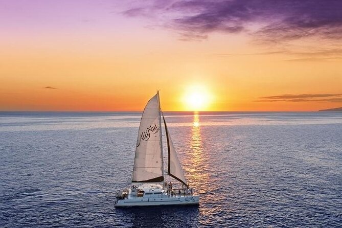 Day's End Cocktail Sunset Sail - Two hours of open-ocean views