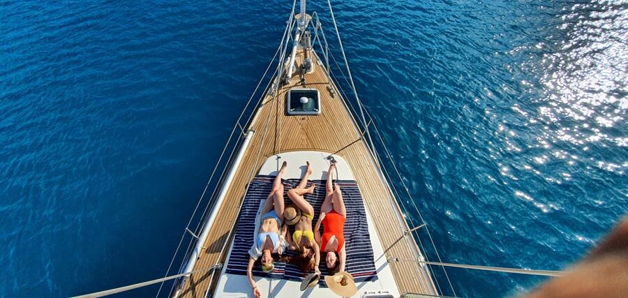 Day Sail tour from Ibiza to Formentera - Snorkeling and paddleboarding without extra rental costs