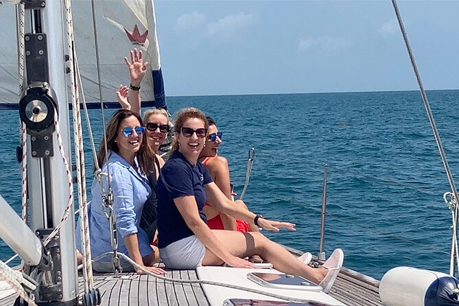 Day Sailing Adventure in the Florida Marine Sanctuary - Sombrero Lighthouse as the main photo stop