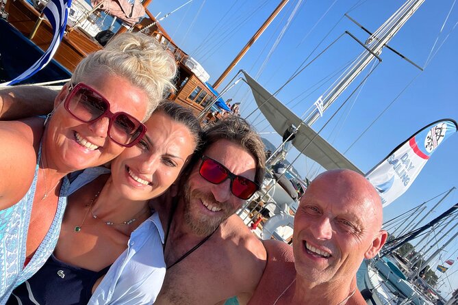 Day sailing Skiathos Skopelos with lunch on Rainbow yacht - Key points before you book