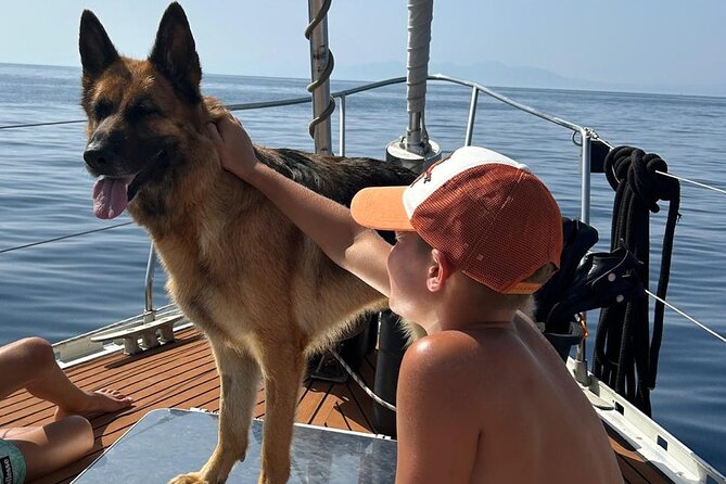 Day sailing Skiathos Skopelos with lunch on Rainbow yacht - A calm start from Skiathos port