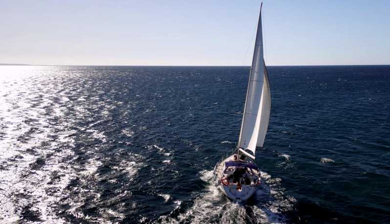 Daytime Sailing Adventure near Lagos and Luz! - Sailing Toward Ponta da Piedade