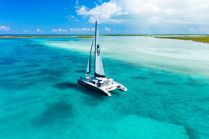 Deluxe Half-Day Snorkel Sail on Lady Grace Luxury Catamaran - What makes this half-day sail worth considering