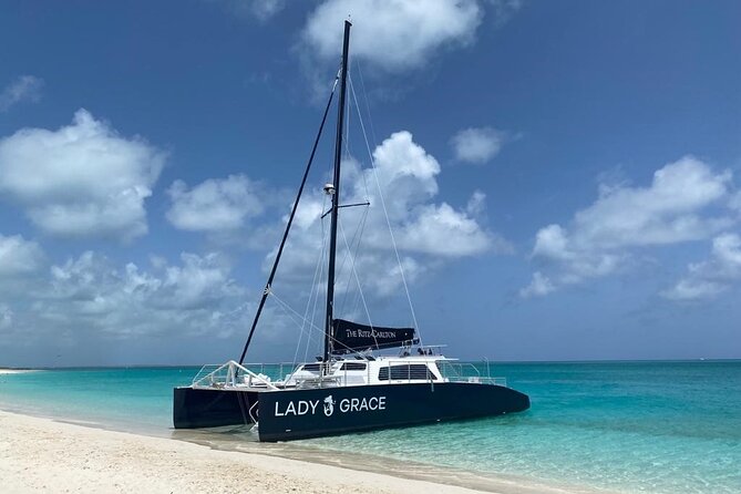 Deluxe Half-Day Snorkel Sail on Lady Grace Luxury Catamaran - The barrier reef snorkeling stop