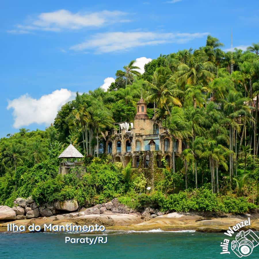 Discover Paraty's Best Islands on an Exclusive Schooner Tour - Wi-Fi, photography, and the right balance of screen time