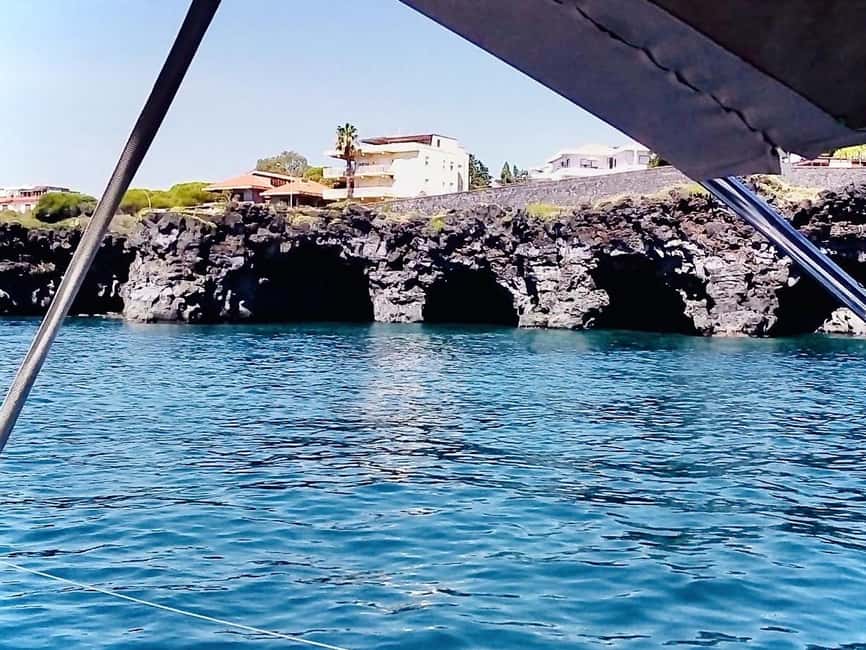 Discover the magic of sailing: a boat tour in Catania - FAQ