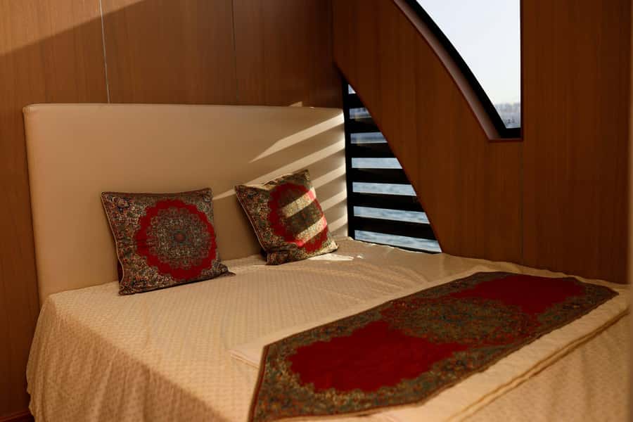 Doha: Sailing| Sea views| Private | 974 Cruises Houseboats - What is included, and what you need to arrange