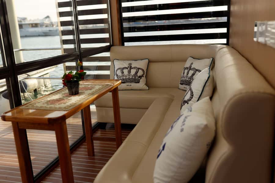 Doha: Sailing| Sea views| Private | 974 Cruises Houseboats - Is $300 good value for one hour?