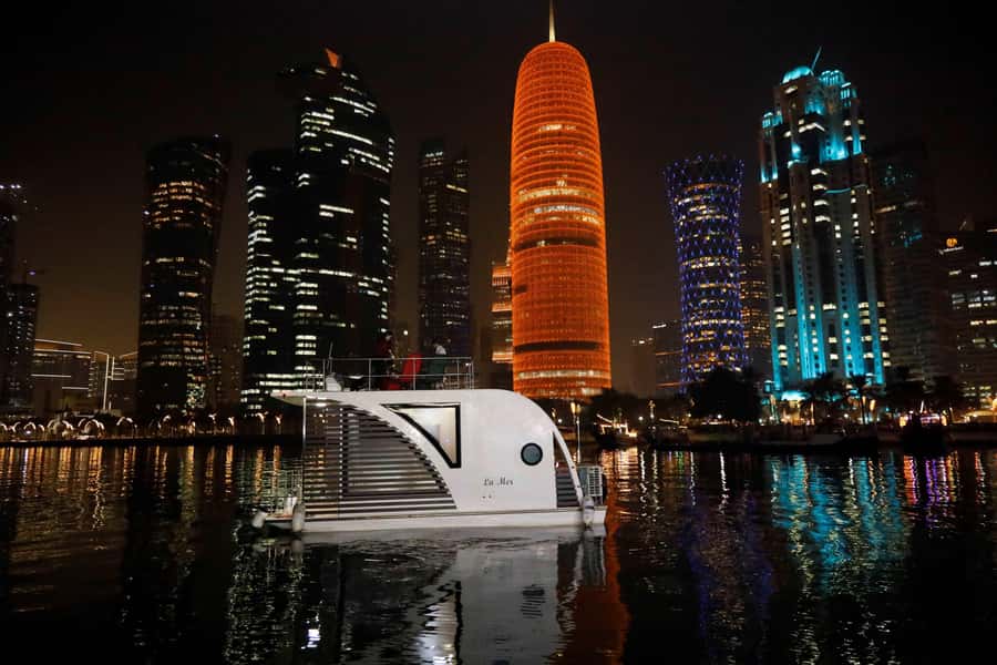 Doha: Sailing| Sea views| Private | 974 Cruises Houseboats - Weather and practical planning