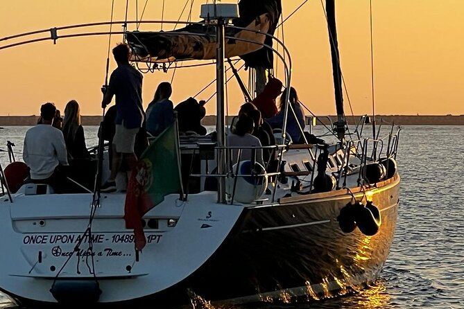 Douro Sunset Sailboat Experience in Porto - How personal is a maximum-24-person cruise?