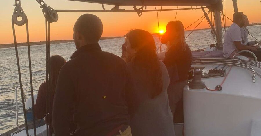 Douro Sunset Sailboat Experience in Porto - Turning toward Foz do Douro and the Atlantic