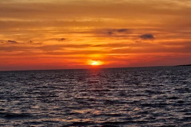 Dreamy Sails - Sunset Tour With Dinner And Wine - Key points to know before you book