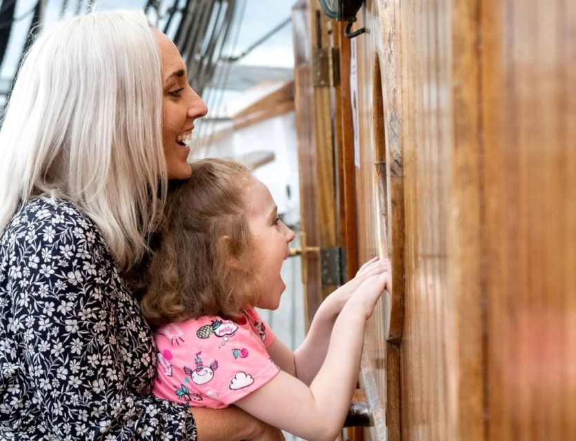 Dublin: Jeanie Johnston Tall Ship Irish Famine History Tour - The guides shape the 50-minute visit