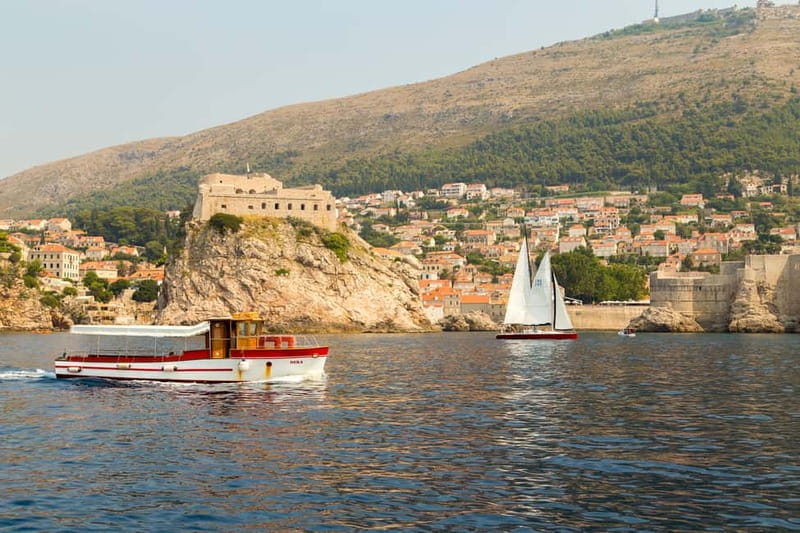 Dubrovnik: Romantic Sunset Sailing Adventure - Skippers who add to the experience