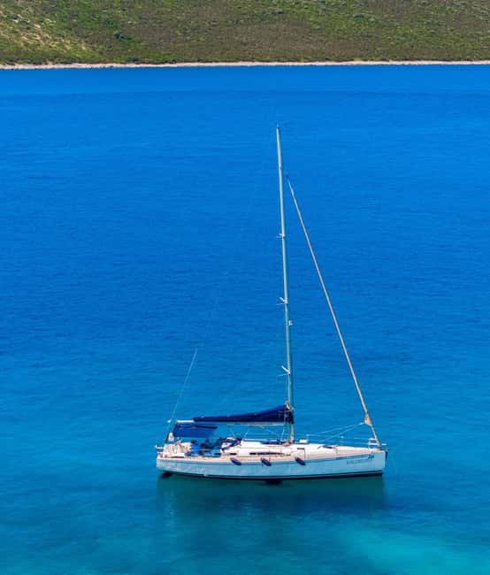 Elegant Day-Sailing Tour-Lunch&Drinks included - Leaving Zadar and Finding the Sailing Rhythm