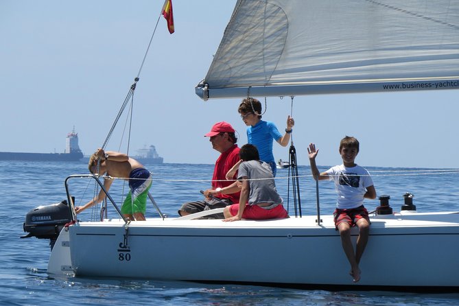 Family Sailing Tour in Barcelona - Weather, cancellations, and practical planning