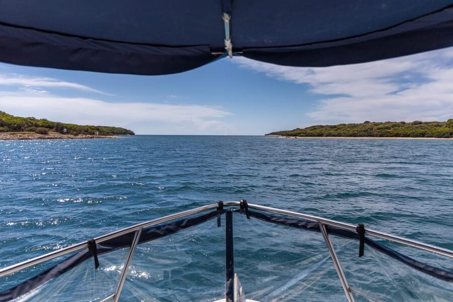 Fažana: Sail like a president with Brijuni Panorama - St. Jerolim brings the swimming break