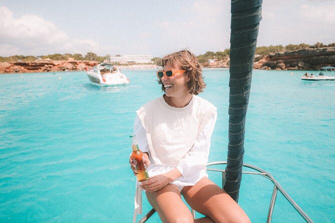 Formentera & Espalmador: Full-Day Private Sailboat Trip - Es Calo: a quieter final stretch