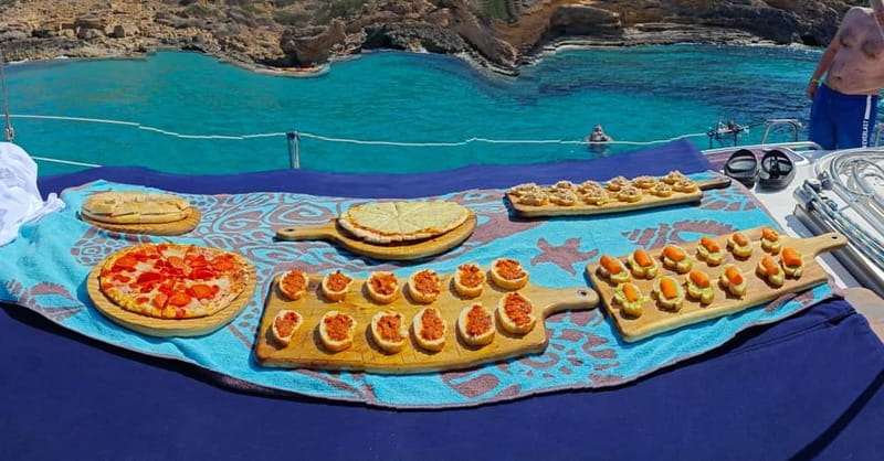 From can Pastilla : Sailing boat trip with Food & Drinks - Should you book the Cala Blava and Cala Vella sailing trip?