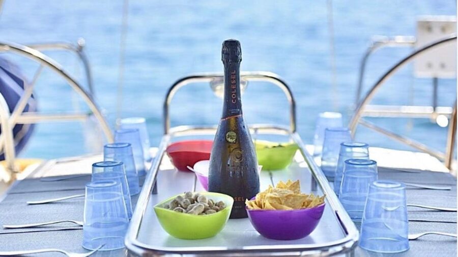 From Cannigione: Sailboat Tour in La Maddalena Archipelago - Who should book this Cannigione boat trip?