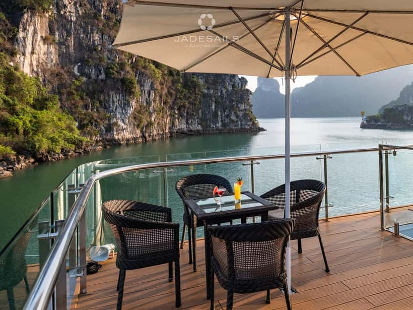 From Hanoi: Top-Rated Ha Long Bay Day Cruise with Jade Sails - The 7:00 AM pickup and expressway ride