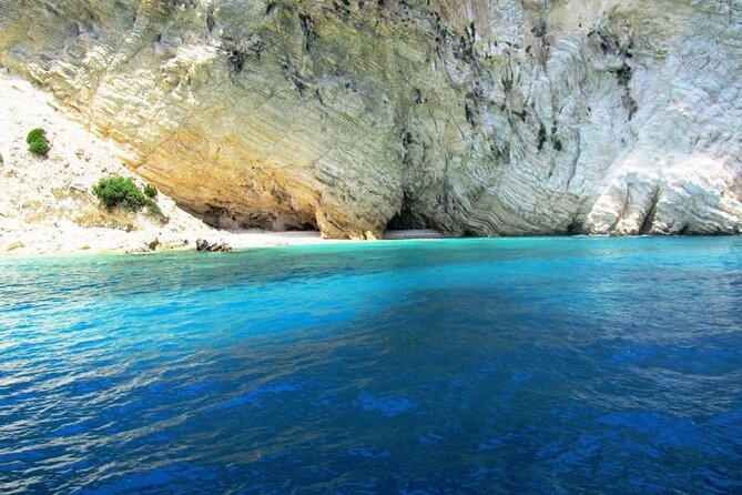 From Heraklion:Small group 5,5h Sunset Sailing trip to Dia Island - A boat designed for a personal, social outing