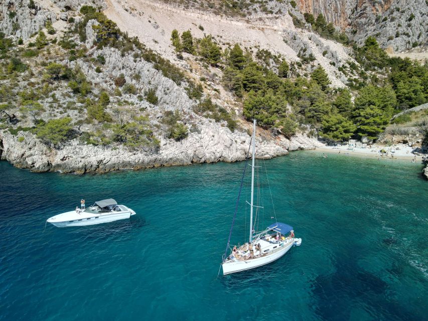 From Hvar: Pakleni Islands & Red Rocks Comfort Sailboat Tour - Dubovica Beach and the value of a second swim